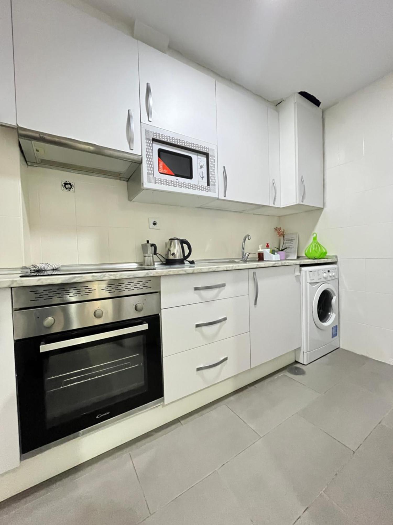 Ile Aina Exterior Nuevo Pena Apartment Madrid Exterior photo